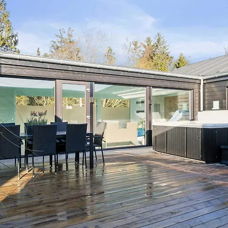 5 Star In Feriehus Glesborg