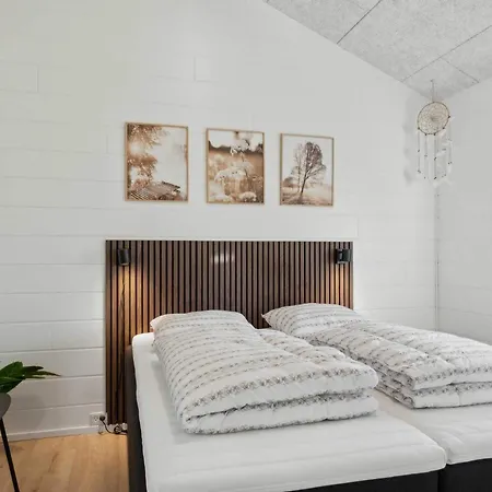 Semesterbostad 5 Star In Glesborg